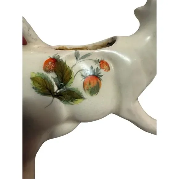 Vintage porcelain Strawberry Cow Creamer - Picture 3 of 16